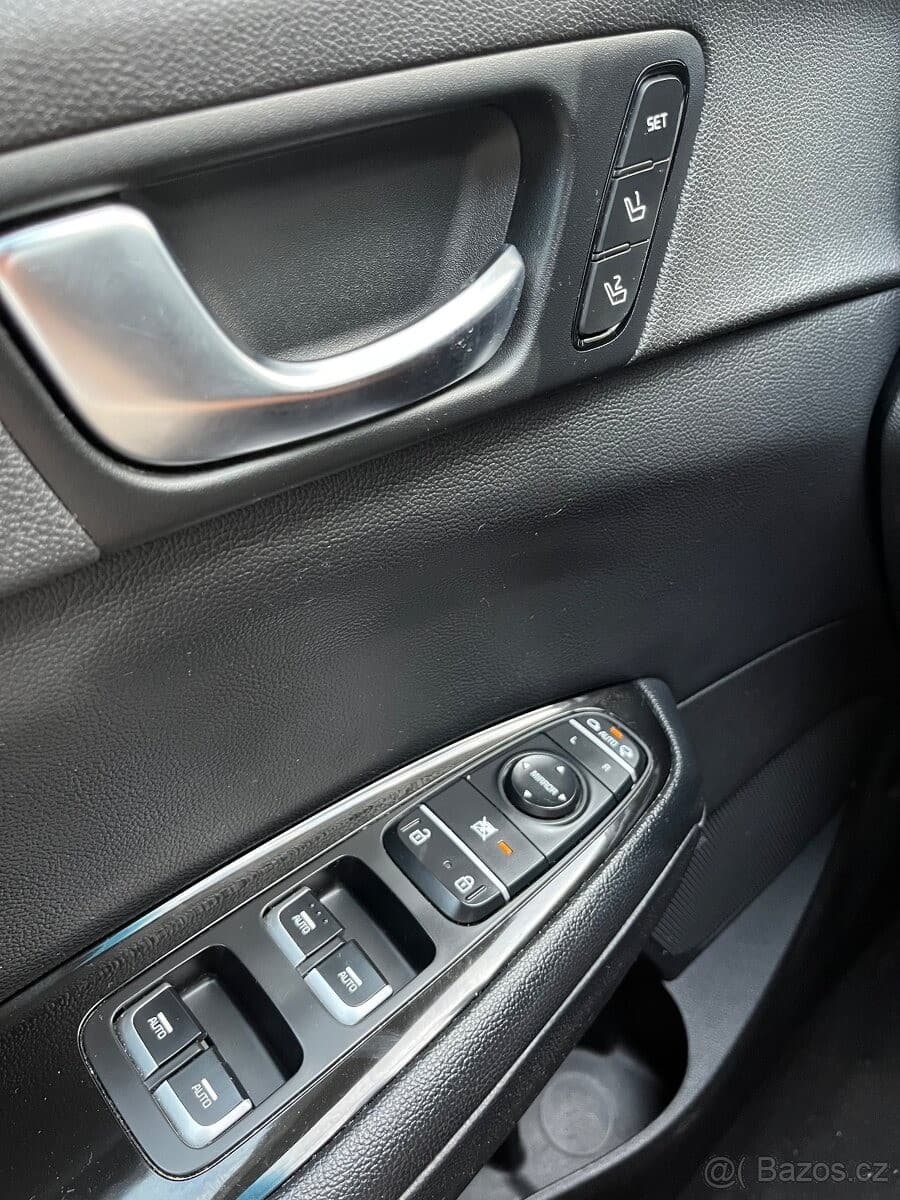 2018 Kia OPTIMA - 19