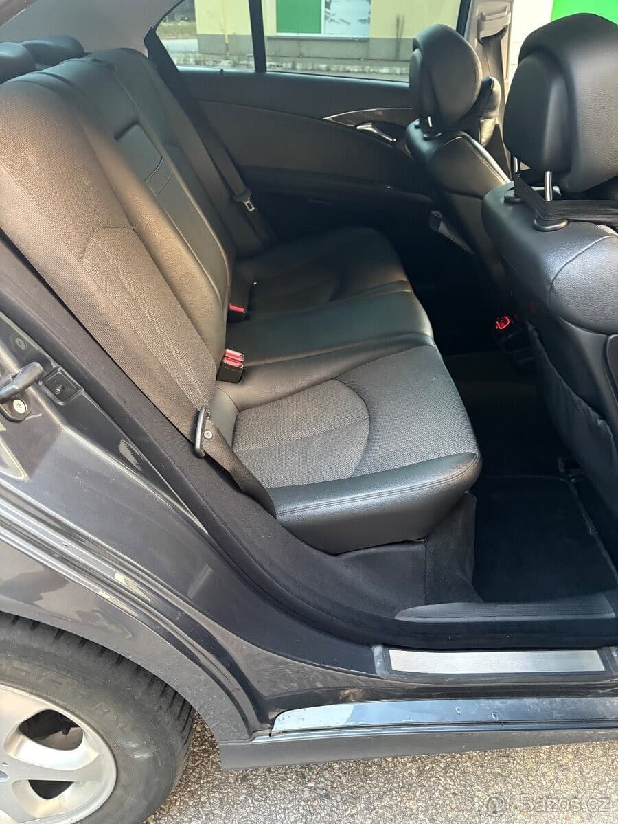 2008 Mercedes-Benz E-CLASS - 6