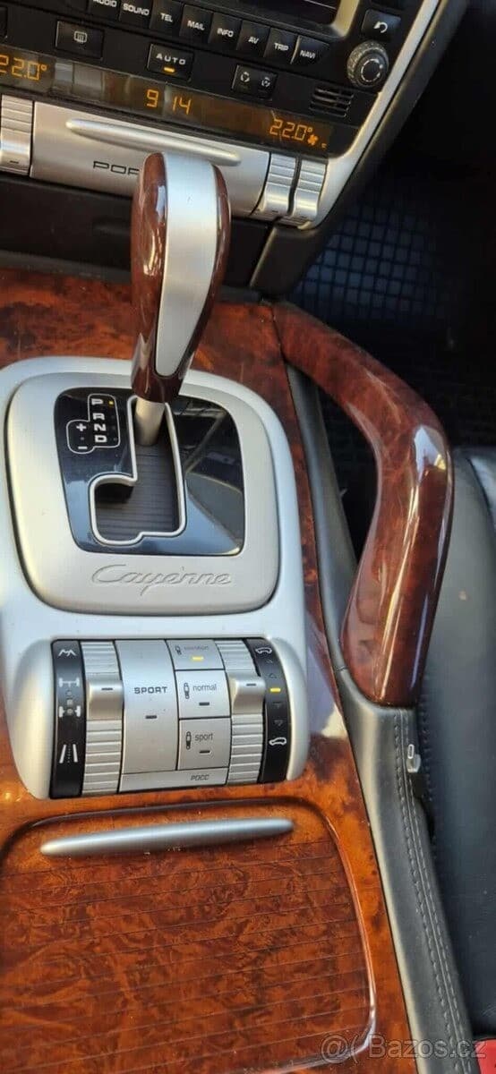 2007 Porsche CAYENNE - 17