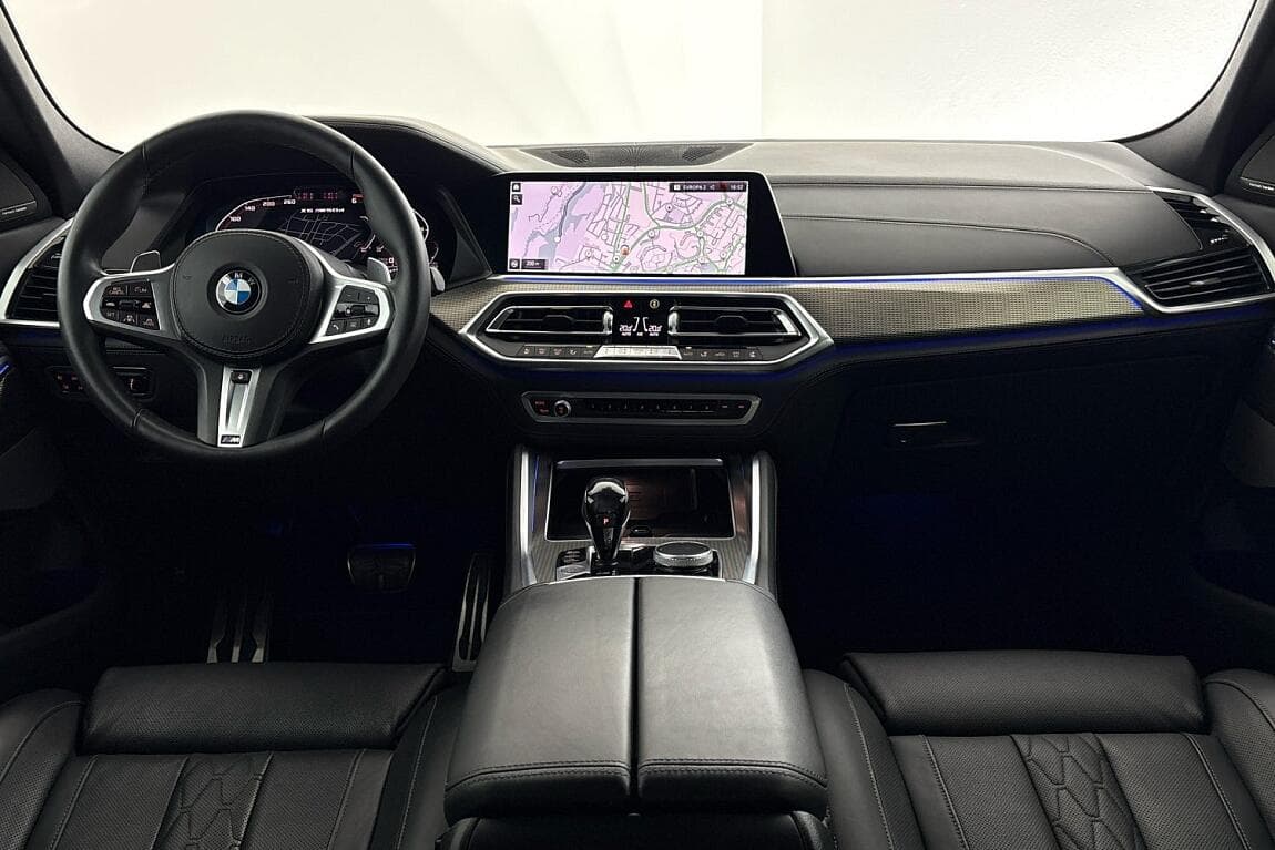 2020 BMW X6 - 15