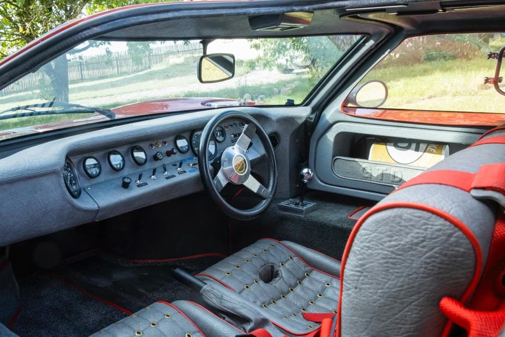 1989 Ford GT - 2