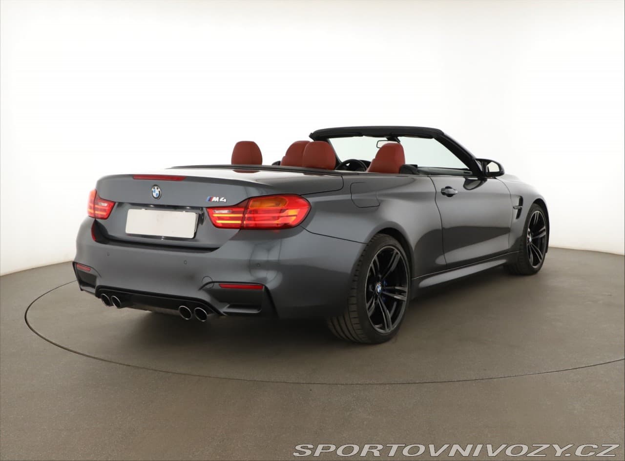 2015 BMW M4 - 5