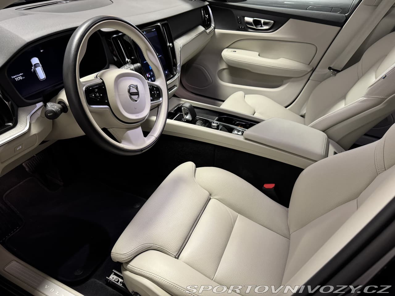 2024 Volvo V60 - 19