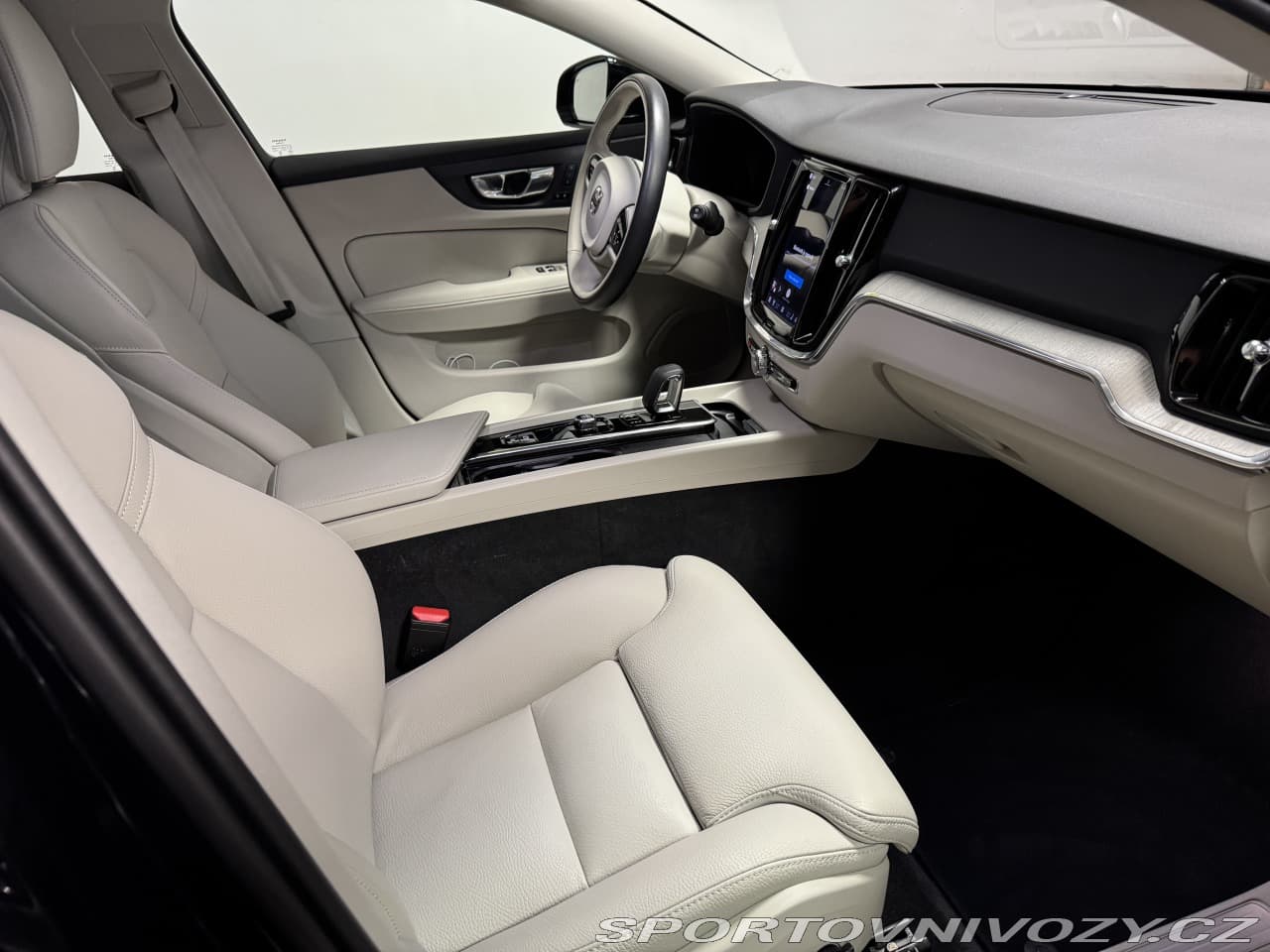 2024 Volvo V60 - 20