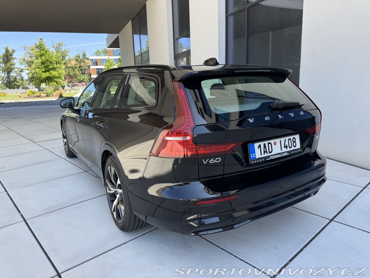 2024 Volvo V60 - 4