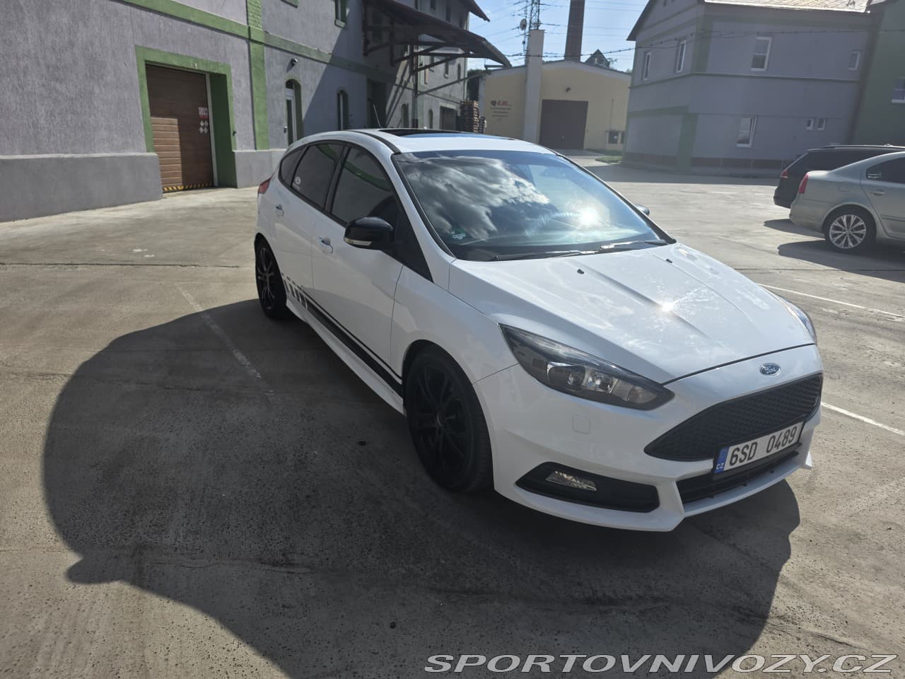 2015 Ford FOCUS - 15