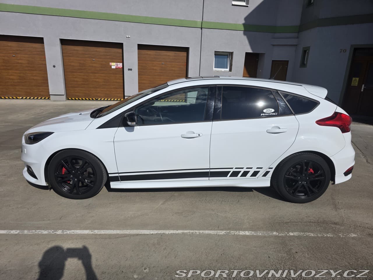 2015 Ford FOCUS - 16