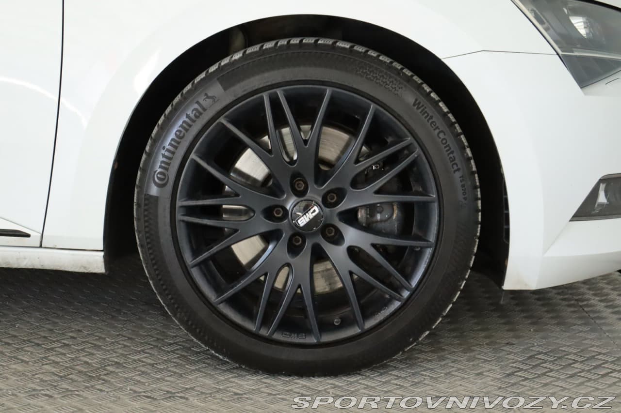2017 Škoda SUPERB - 15