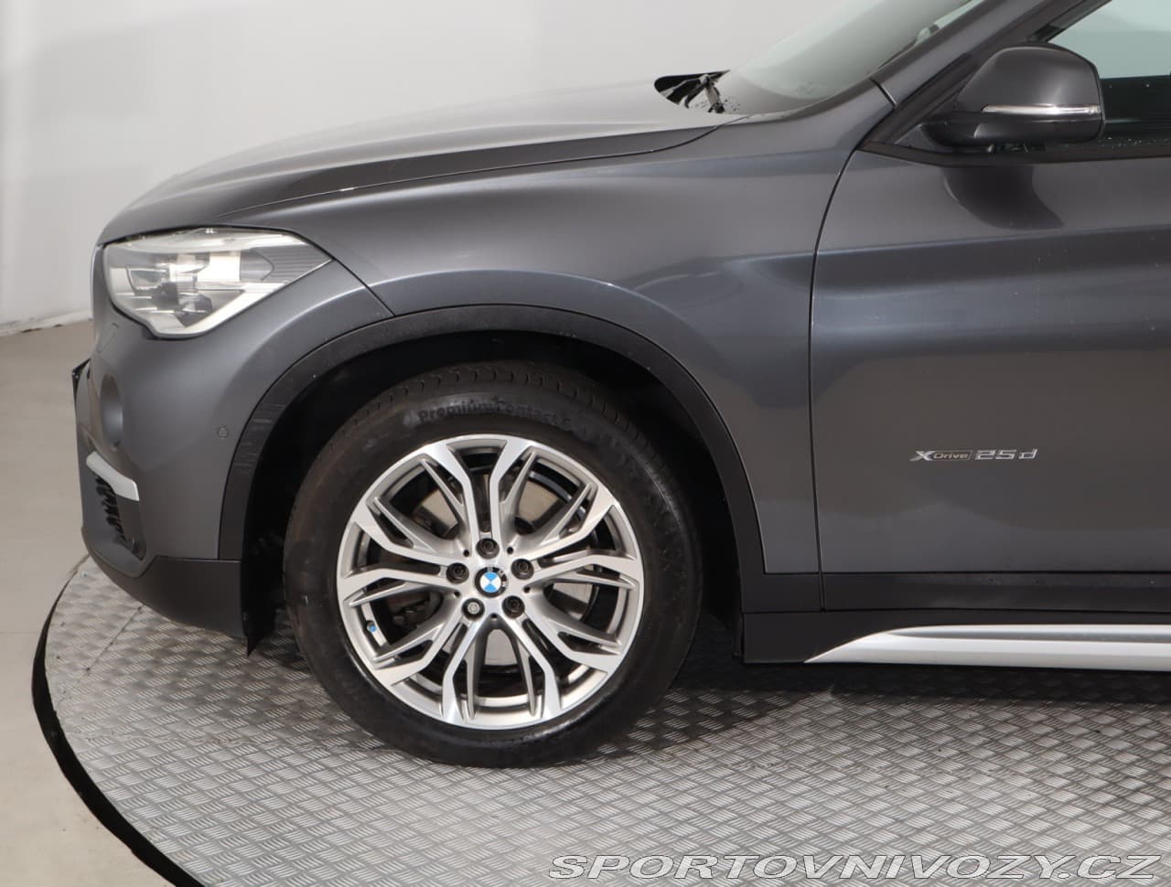 2016 BMW X1 - 15
