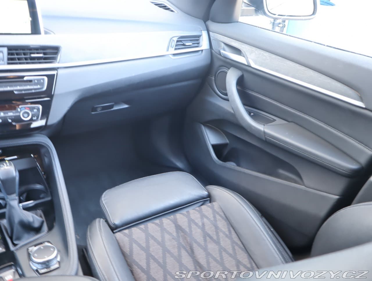 2016 BMW X1 - 8
