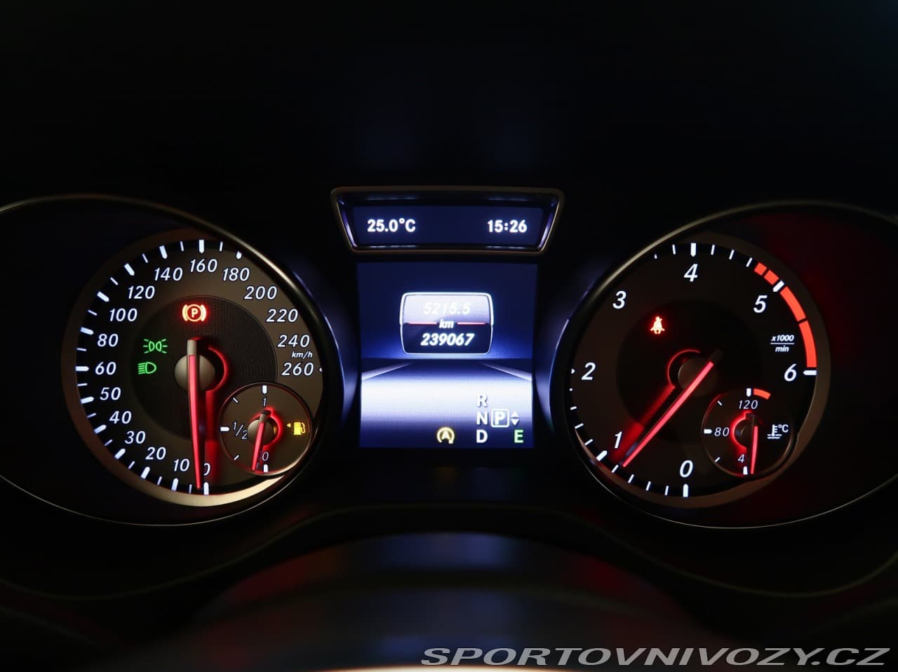 2015 Mercedes-Benz CLA - 11