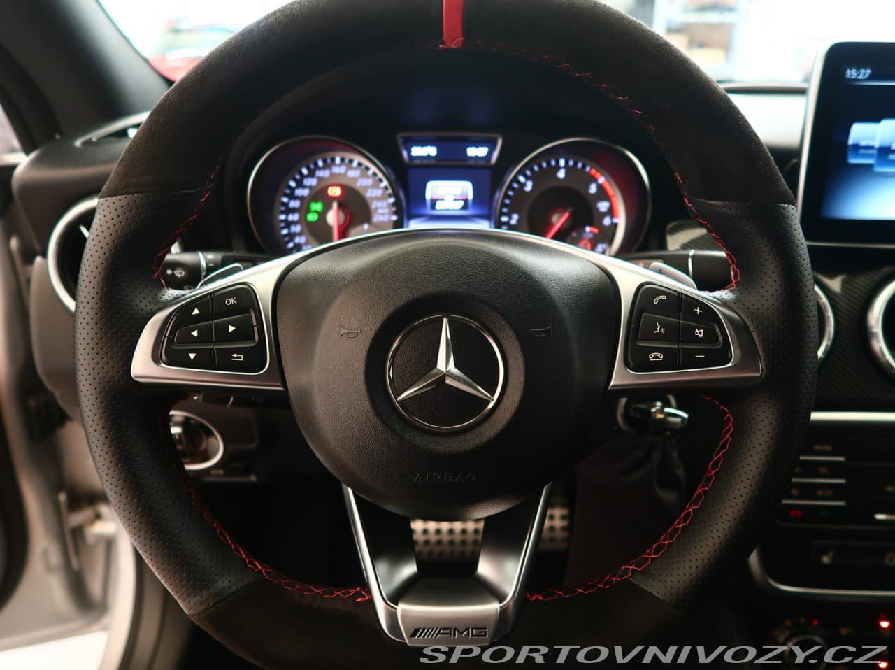 2015 Mercedes-Benz CLA - 16