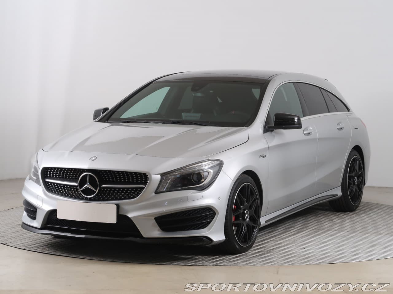 2015 Mercedes-Benz CLA - 2
