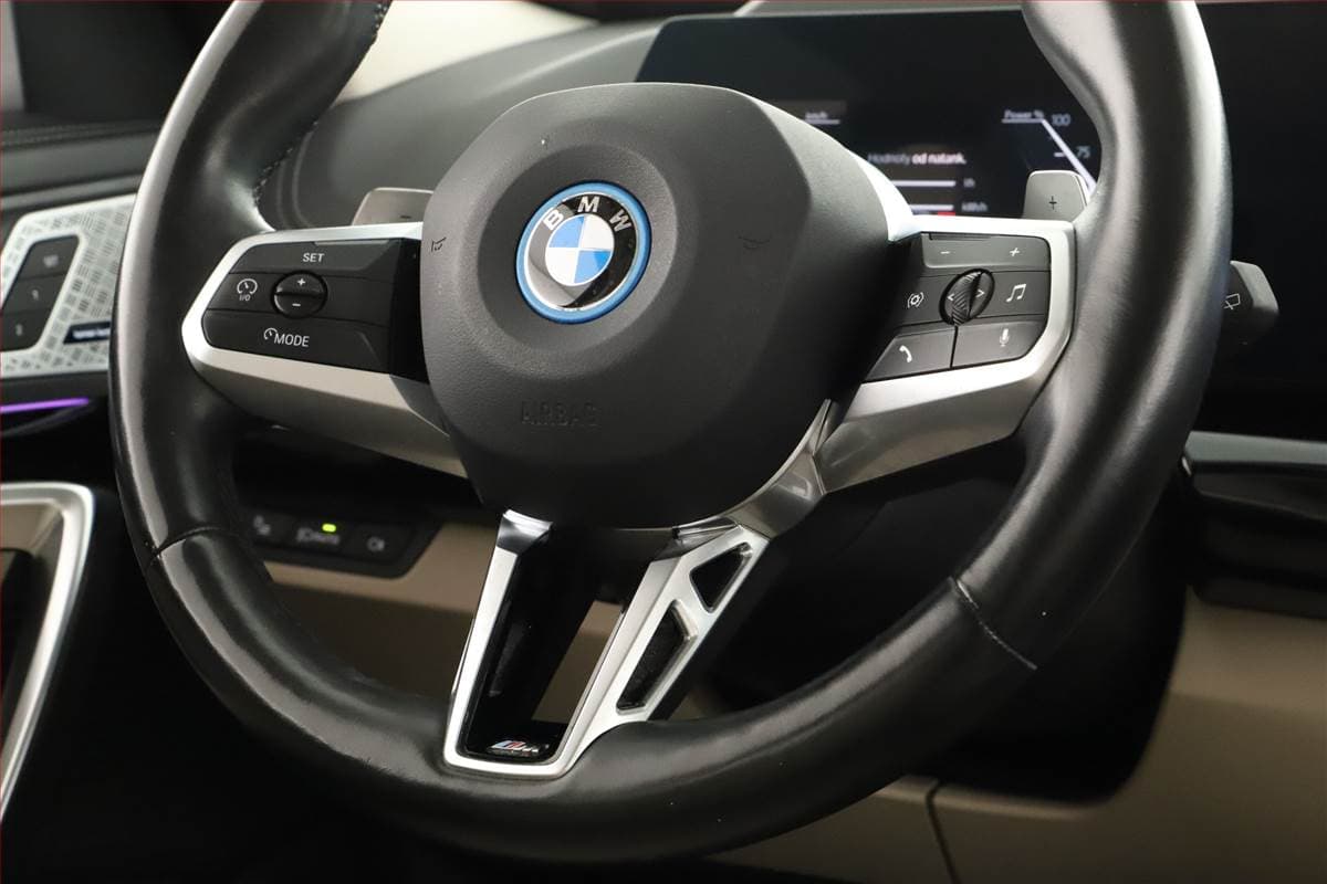 2023 BMW X1 - 8