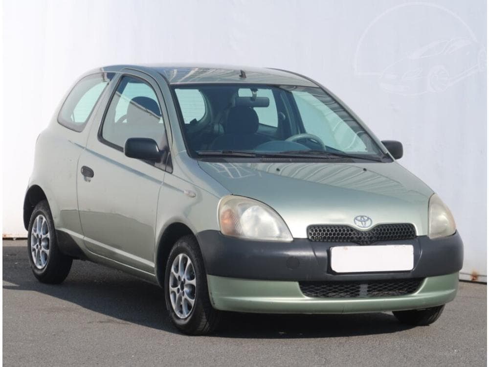 2001 Toyota YARIS