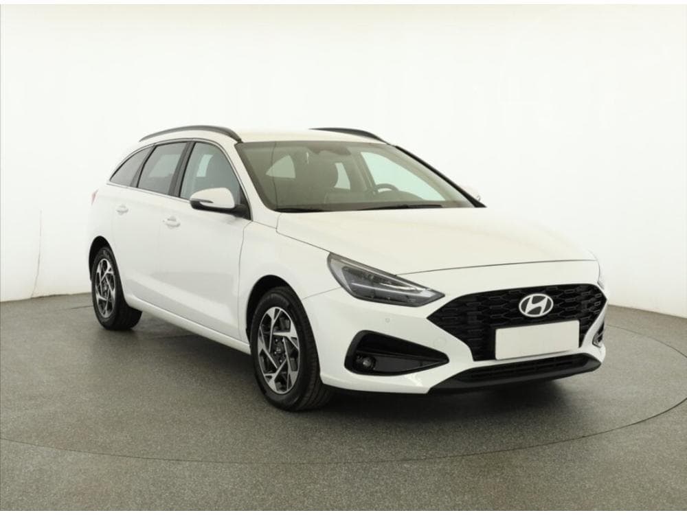 2025 Hyundai i30