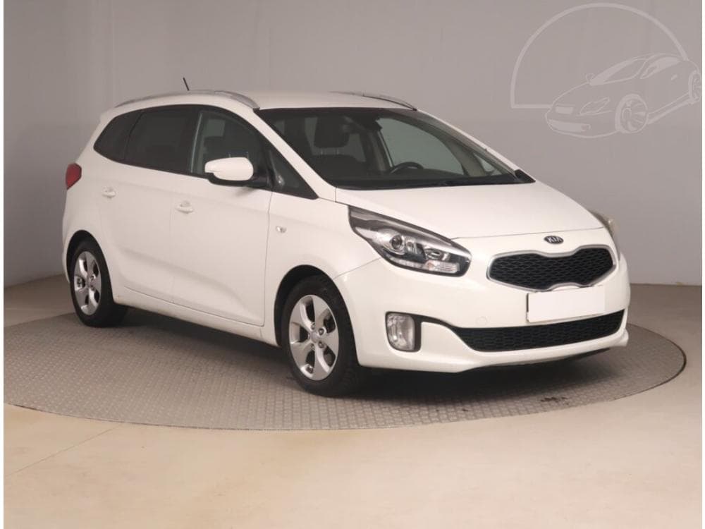 2015 Kia CARENS