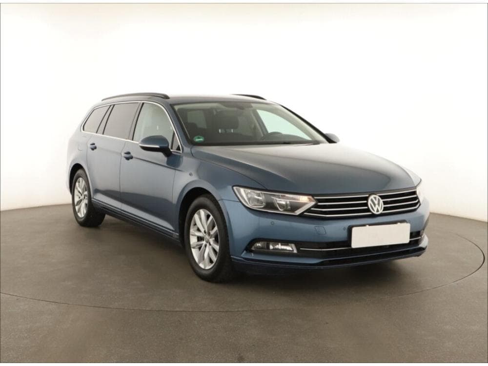 2015 Volkswagen PASSAT