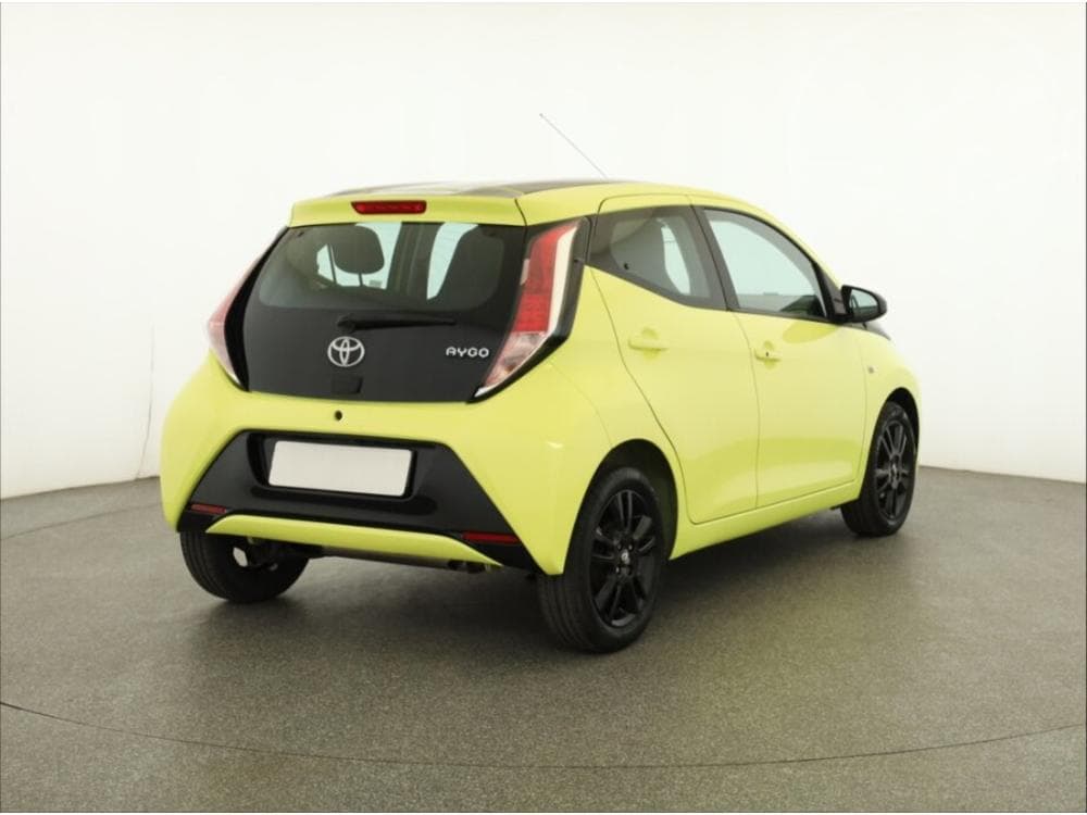 2016 Toyota AYGO
