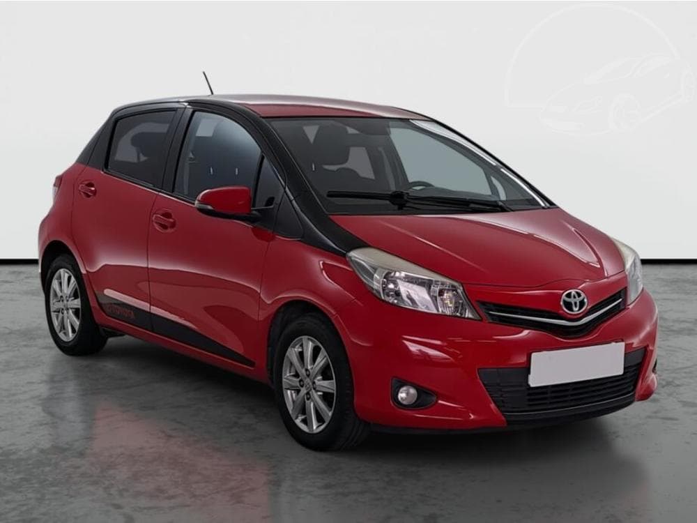 2011 Toyota YARIS