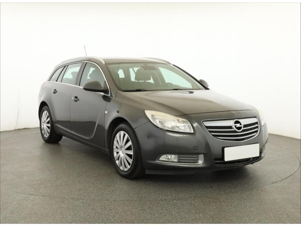 2011 Opel INSIGNIA