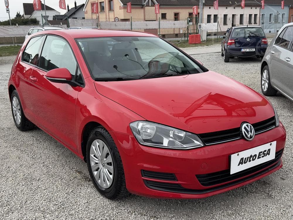 2013 Volkswagen GOLF