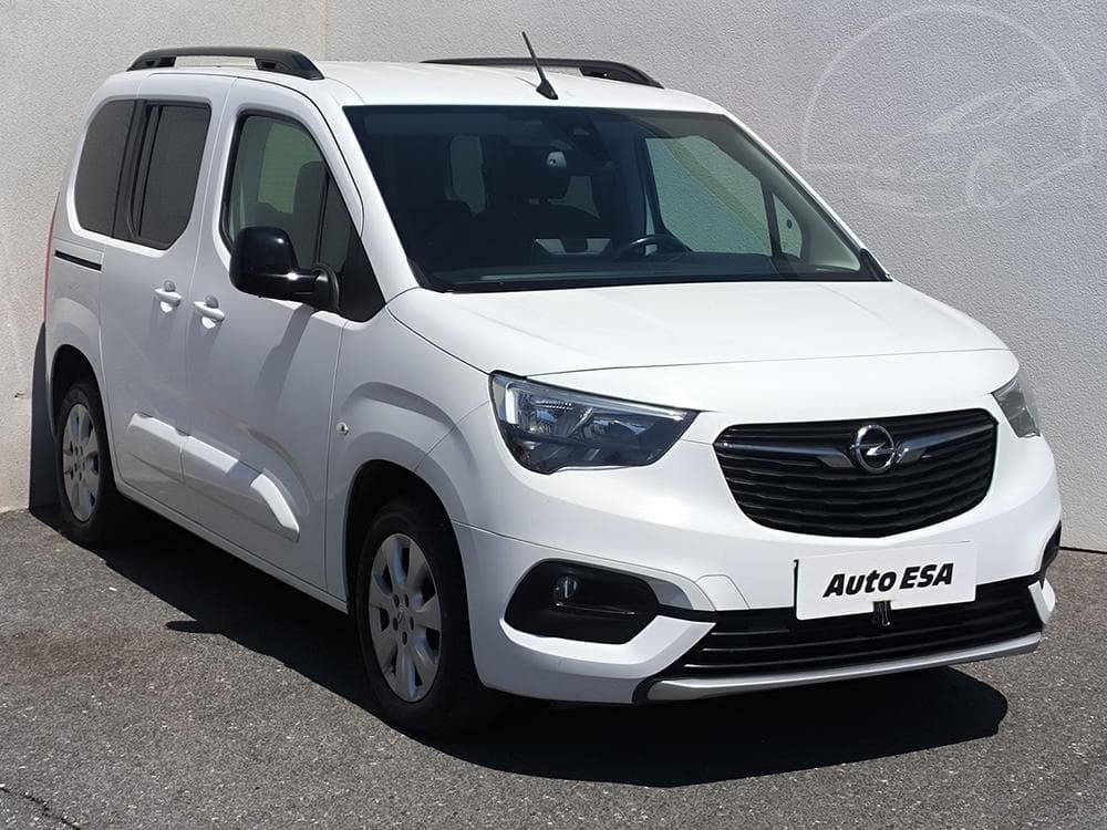 2022 Opel COMBO