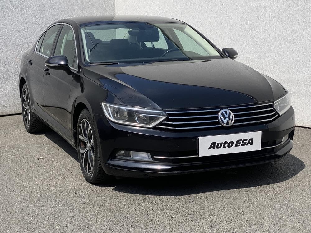 2015 Volkswagen PASSAT