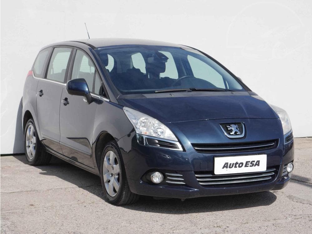 2012 Peugeot 5008