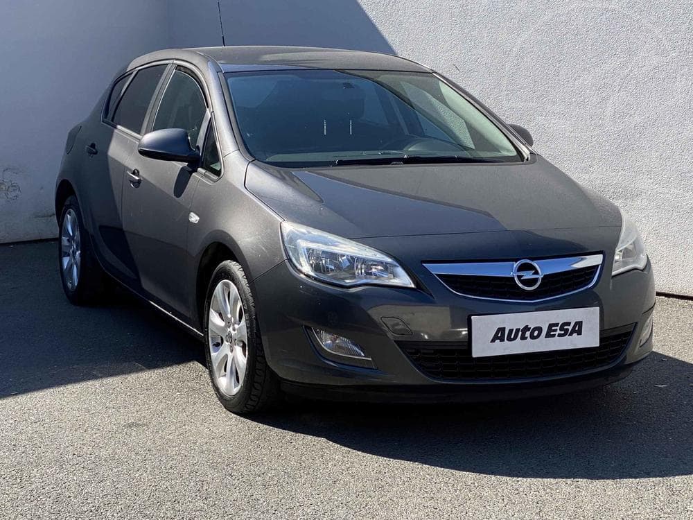 2013 Opel ASTRA