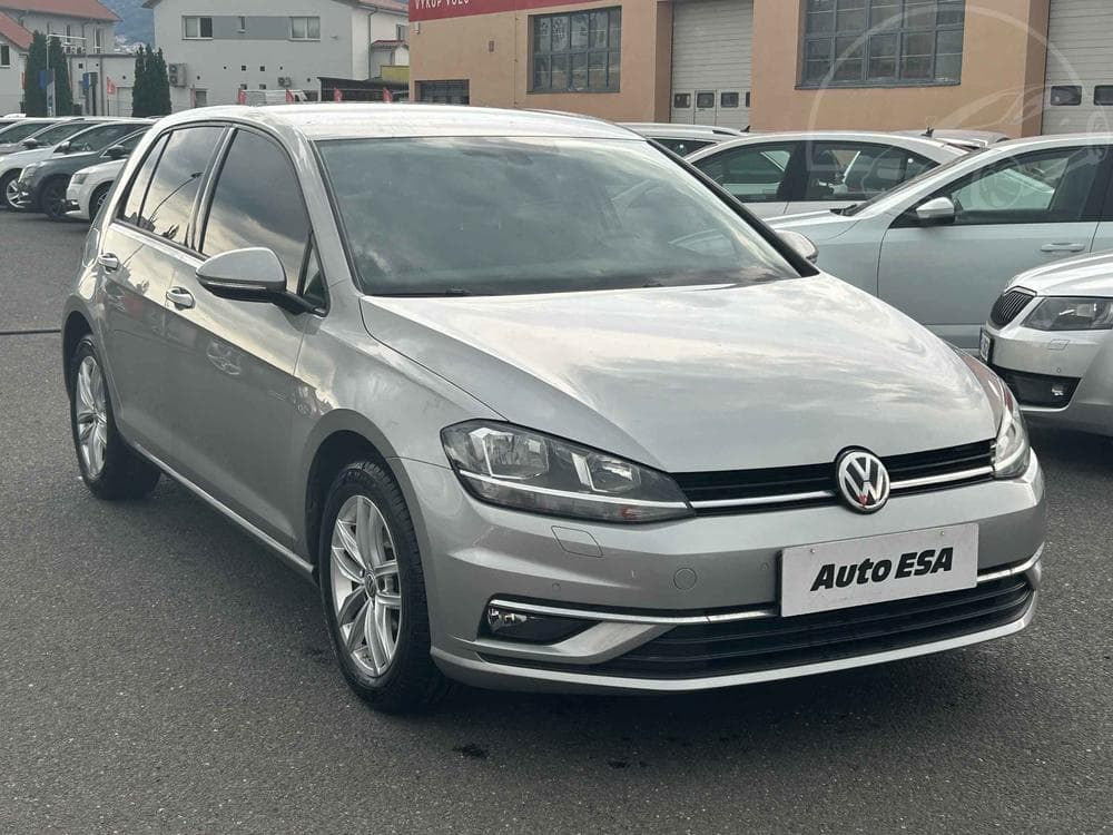 2018 Volkswagen GOLF