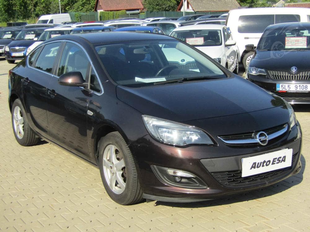 2014 Opel ASTRA