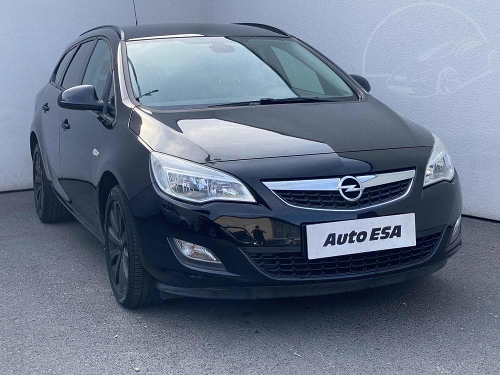 2012 Opel ASTRA