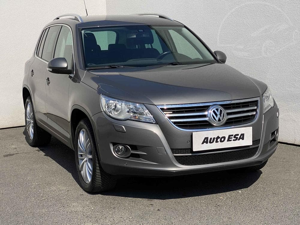 2011 Volkswagen TIGUAN