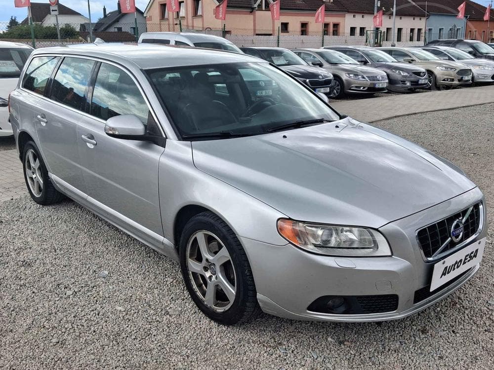 2010 Volvo V70