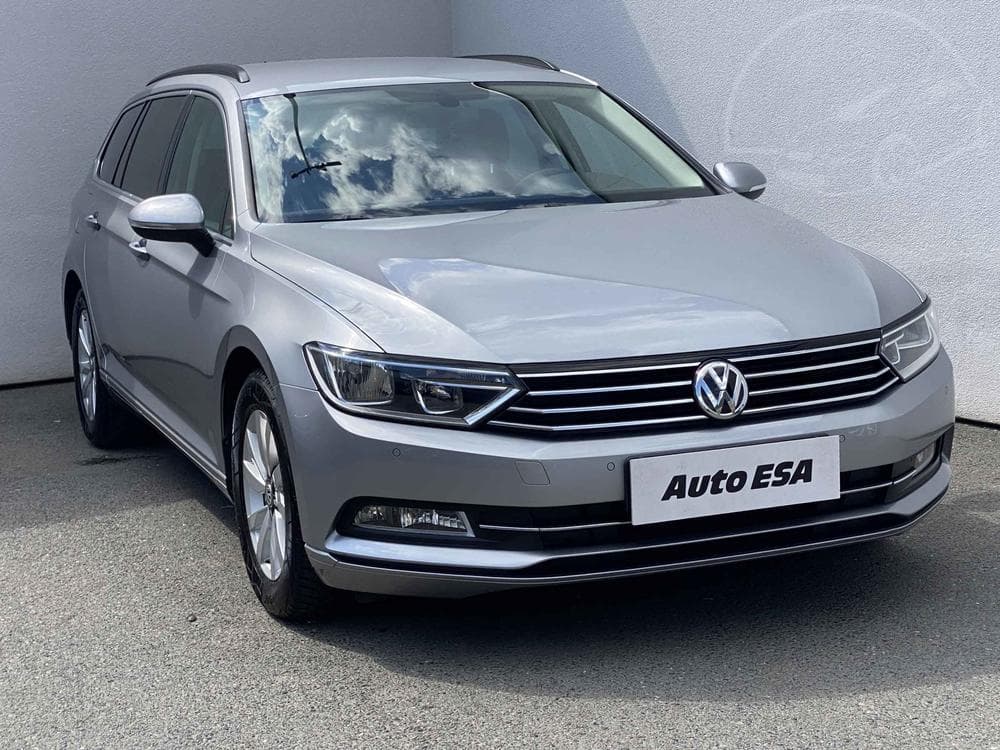 2018 Volkswagen PASSAT