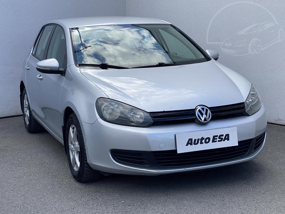 2010 Volkswagen GOLF