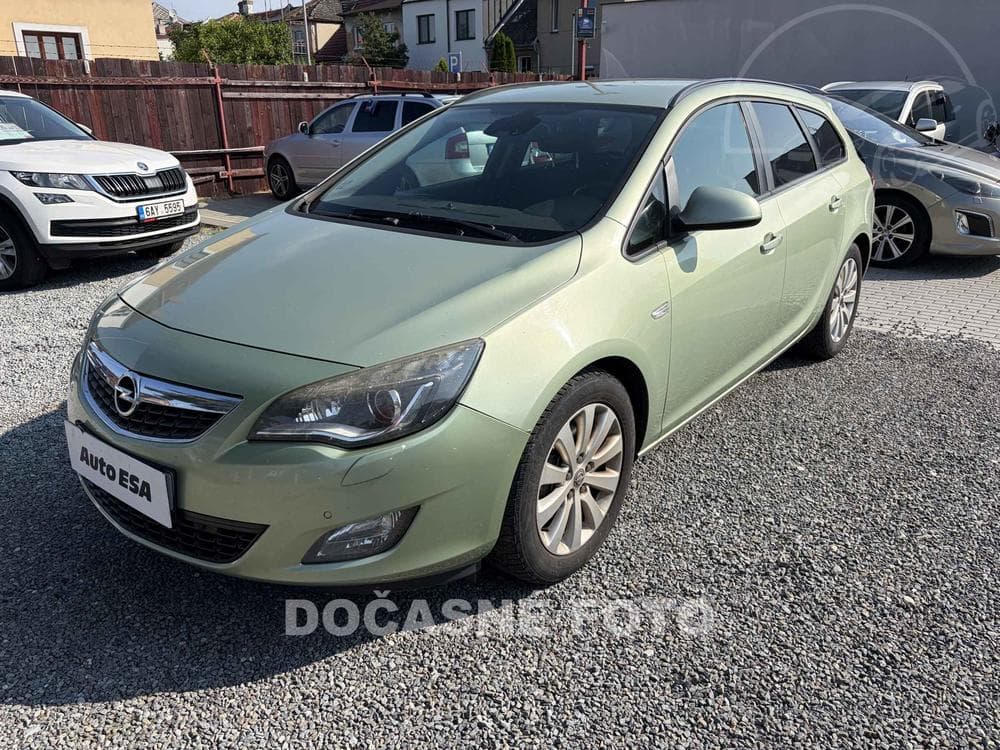 2011 Opel ASTRA