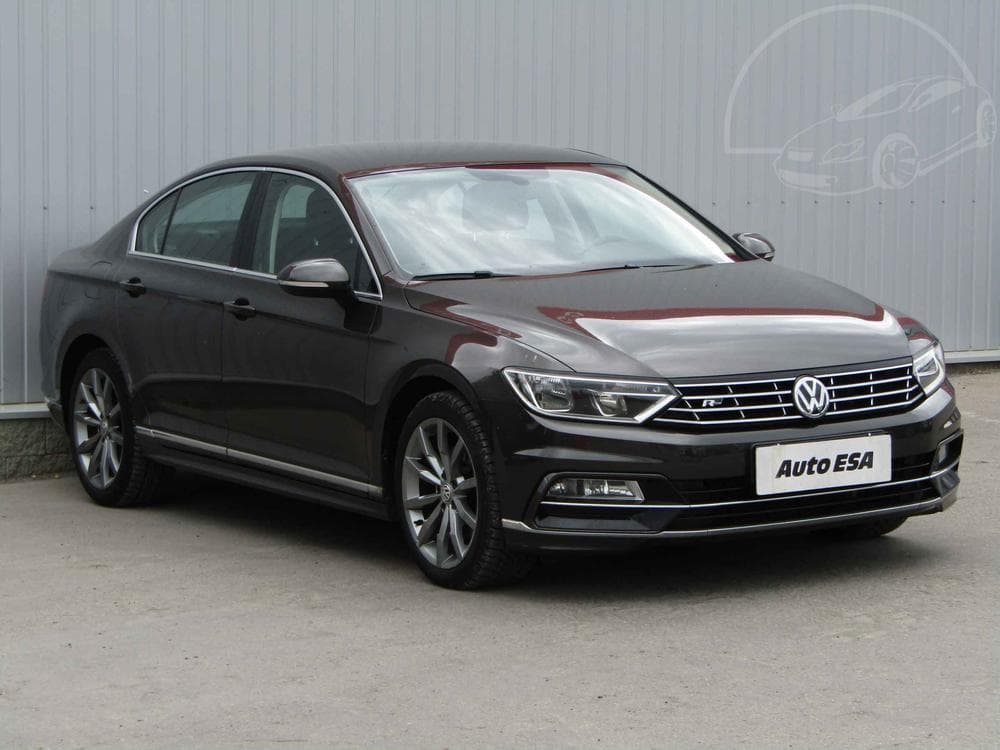 2018 Volkswagen PASSAT