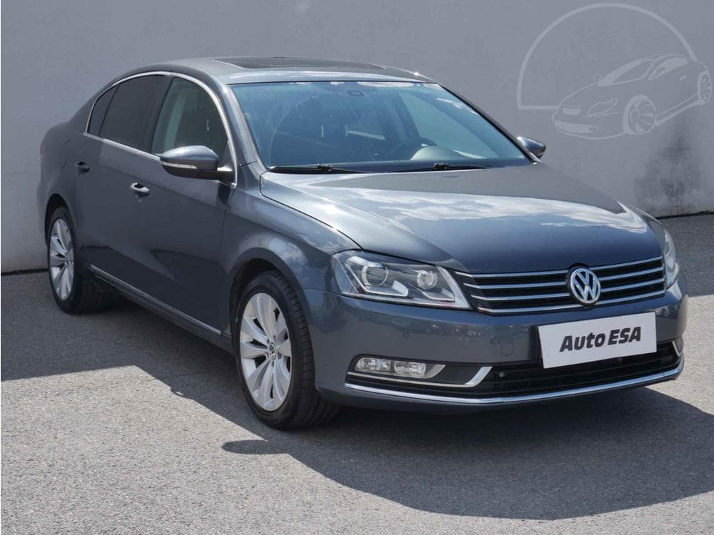 2011 Volkswagen PASSAT