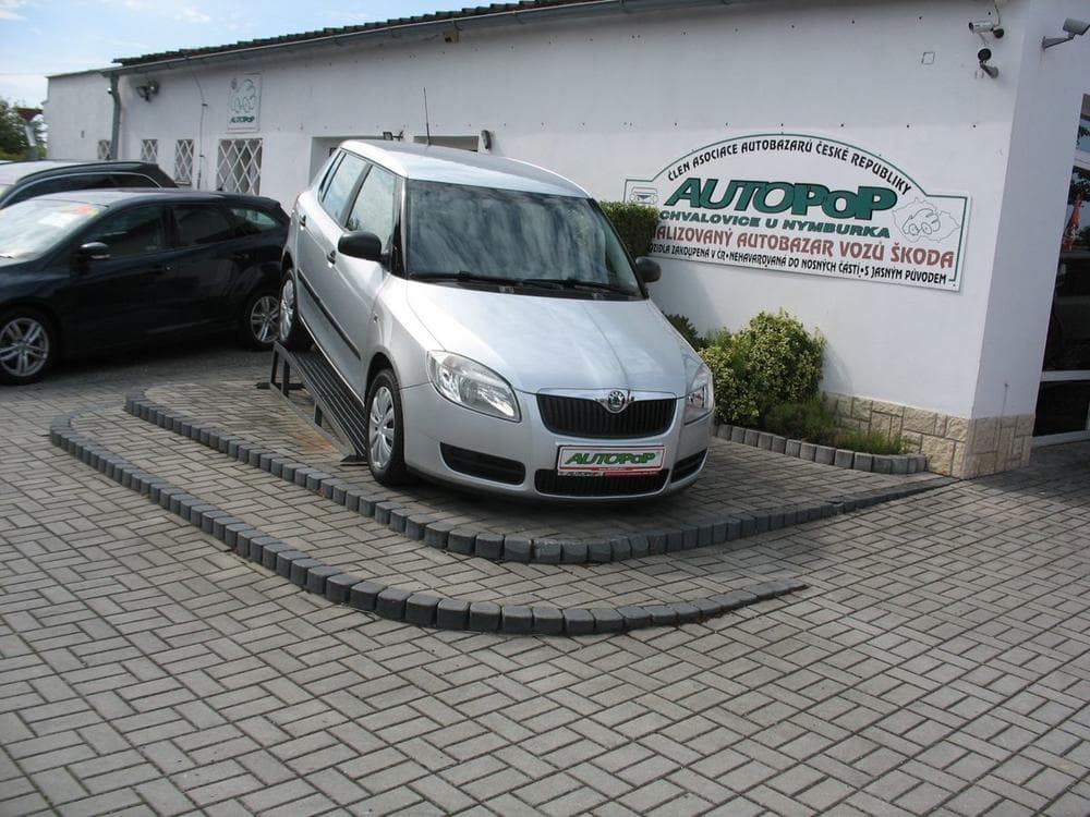 2010 Škoda FABIA