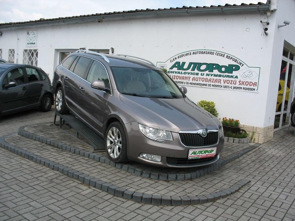 2010 Škoda SUPERB
