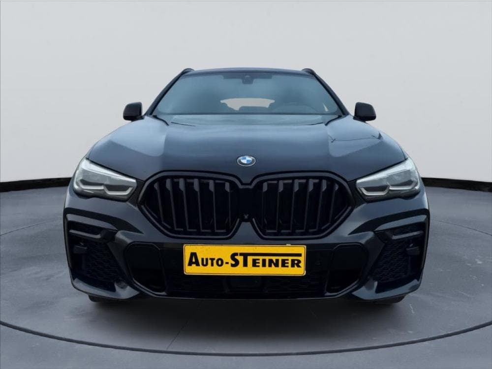 2022 BMW X6