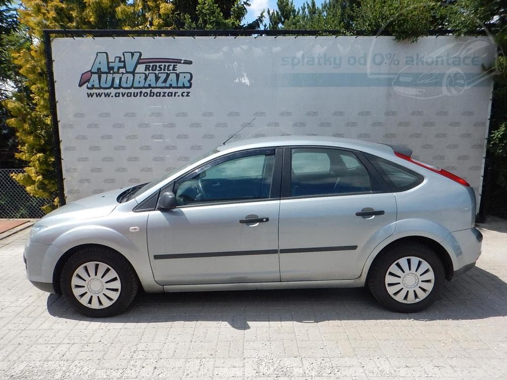 2005 Ford FOCUS