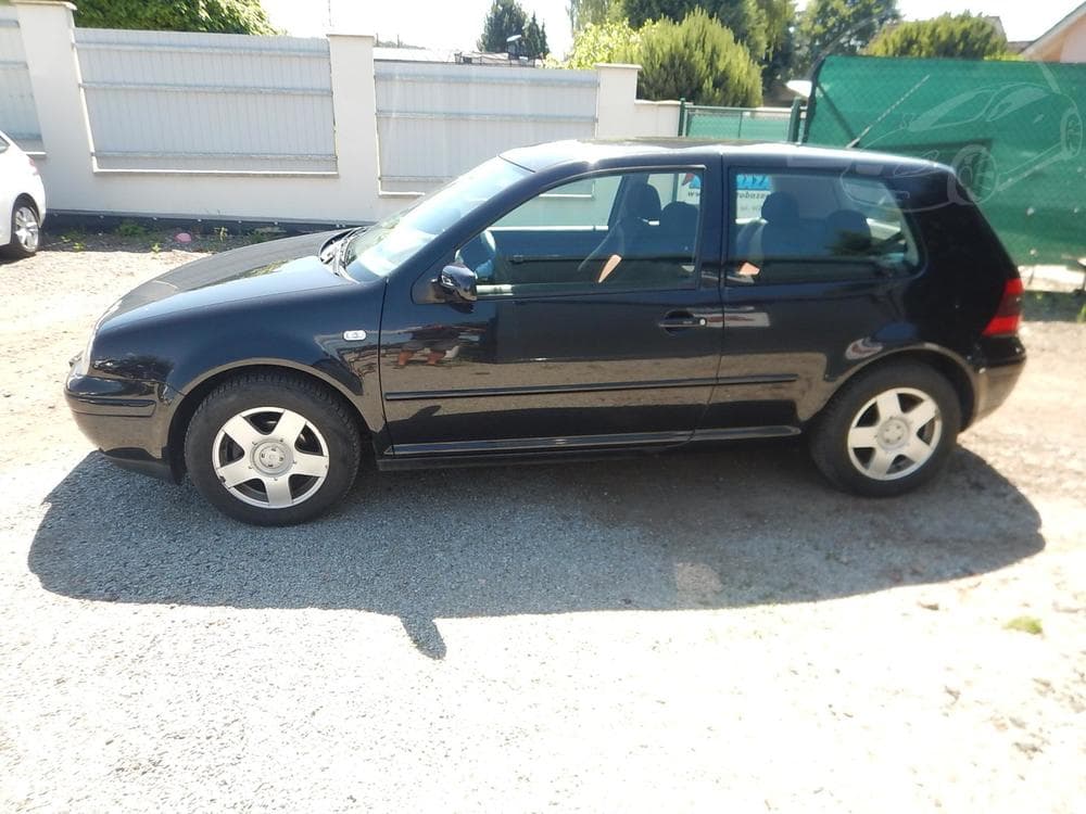 2000 Volkswagen GOLF