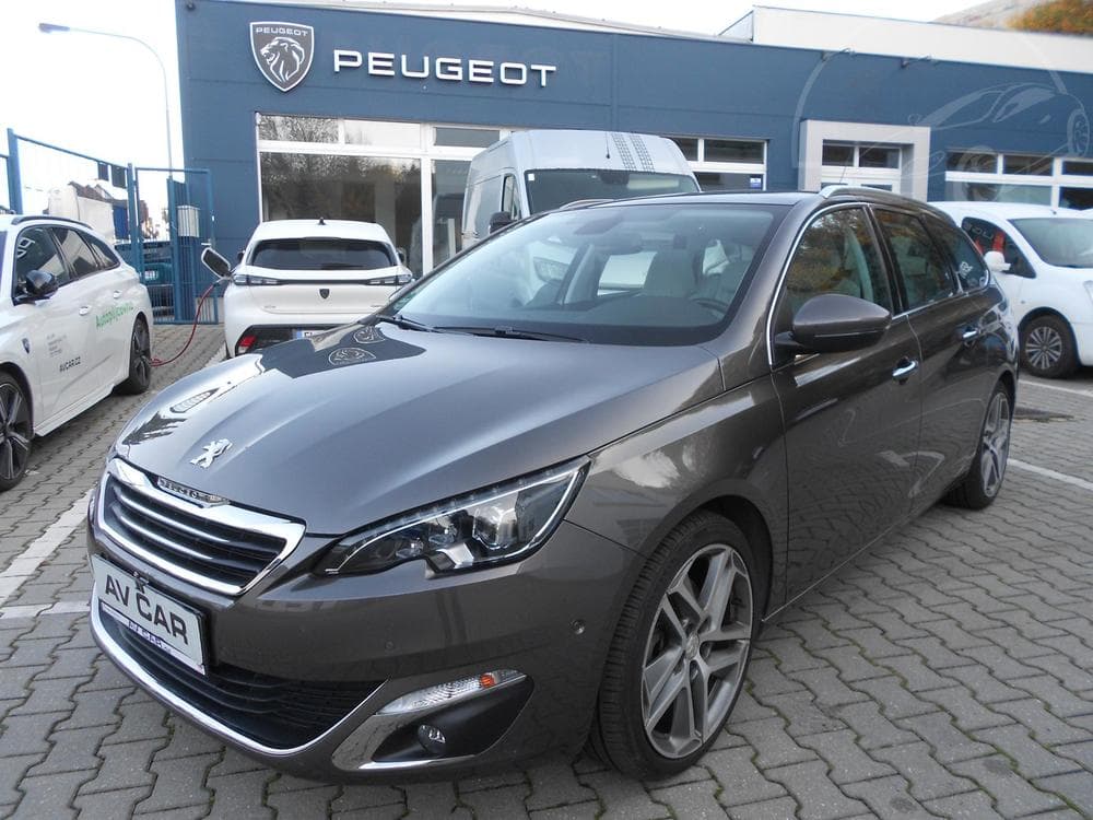 Peugeot 308 SW 2,0HDi AUT6 Allure ČR 1.maj