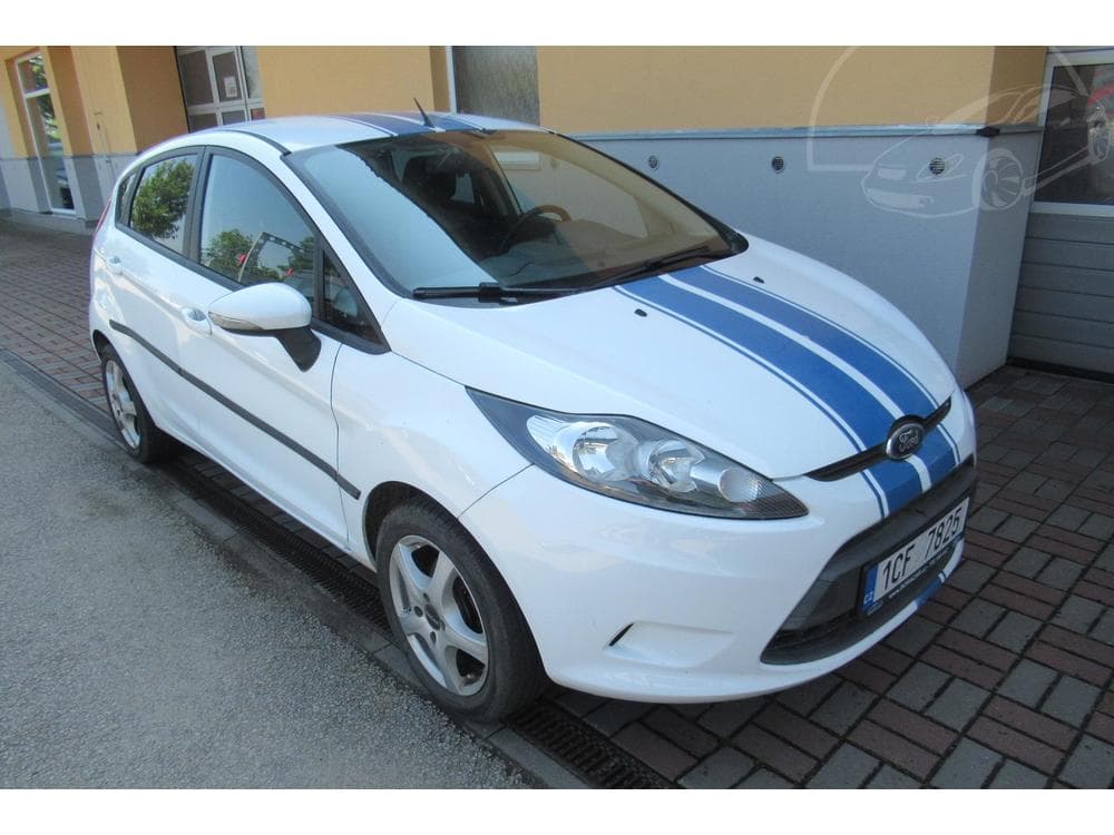 2011 Ford FIESTA
