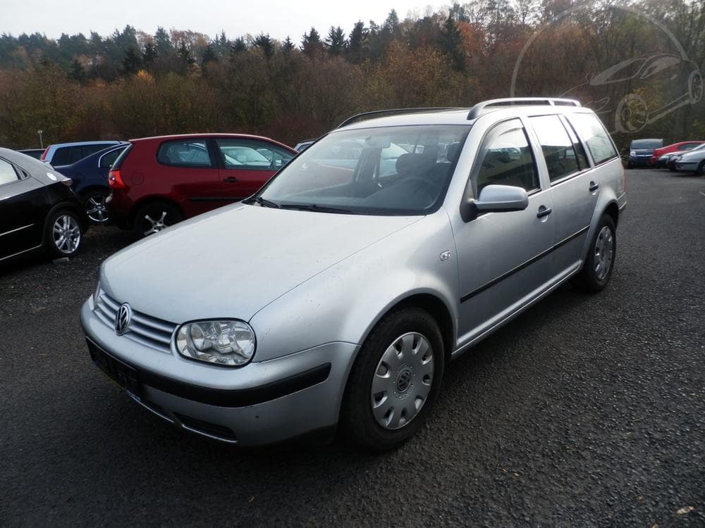 2004 Volkswagen GOLF