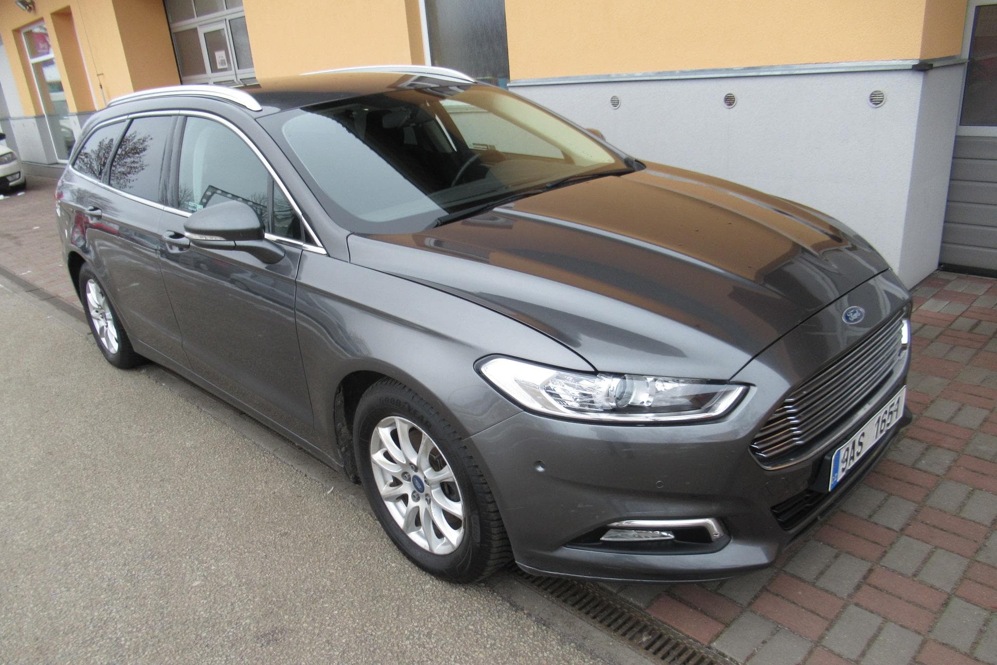 2017 Ford MONDEO