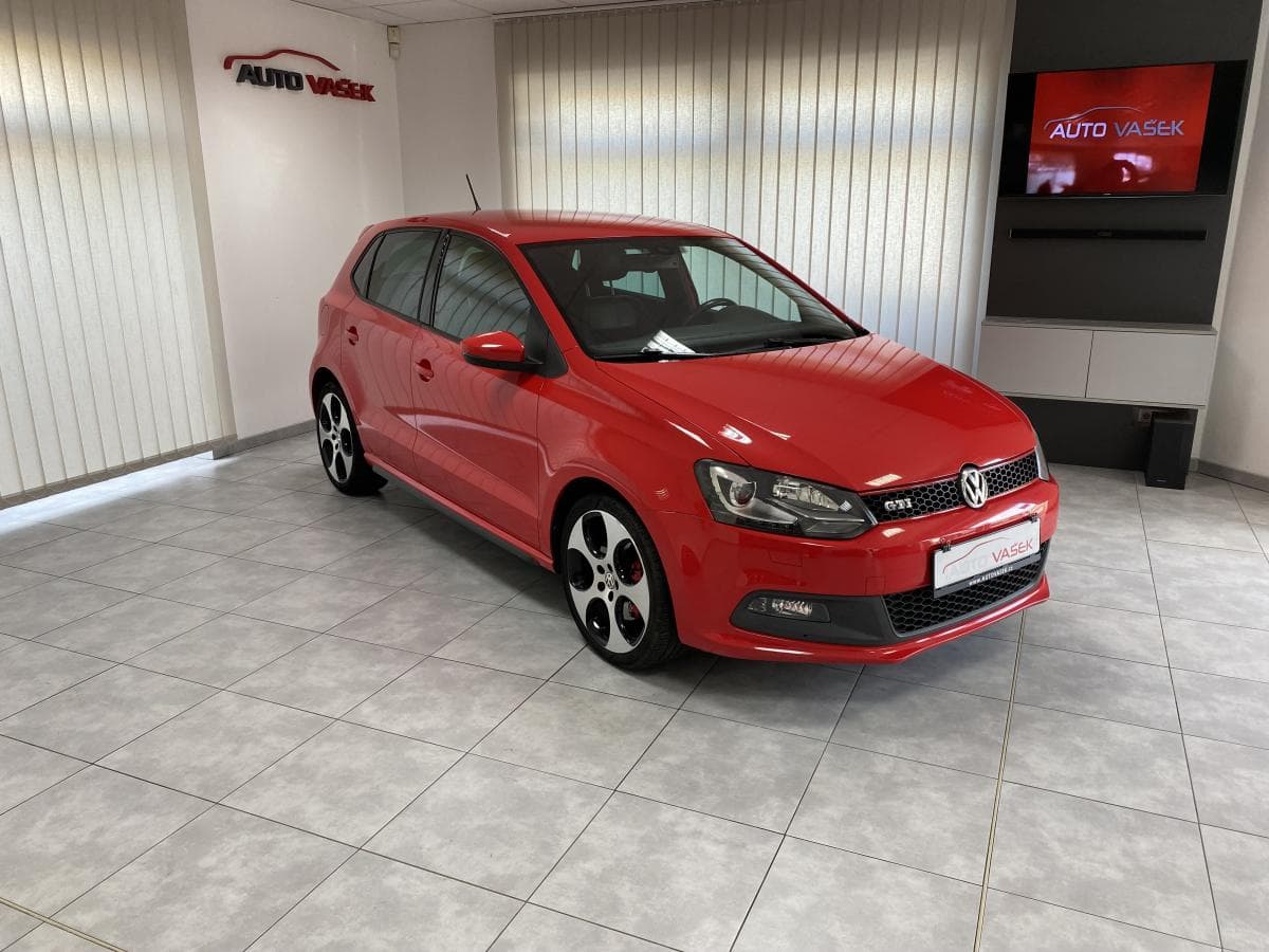 2012 Volkswagen POLO